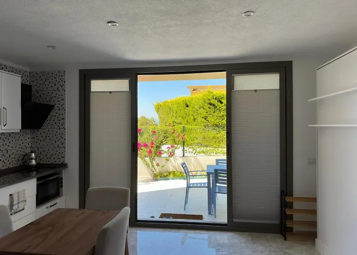 Single At Adabuku Seba Solemar Site -luxury Utilities Included Appartement Bogazici