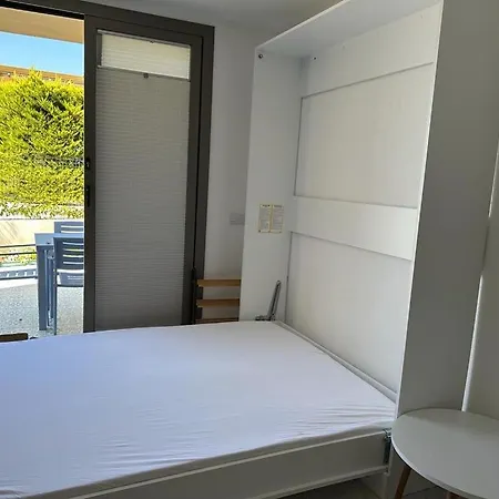 Апартаменты Single At Adabuku Seba Solemar Site -luxury Utilities Included