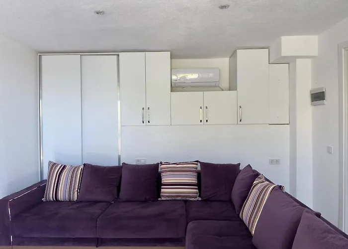 Single At Adabuku Seba Solemar Site -luxury Utilities Included * Bogazici